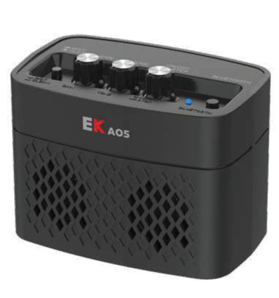 AMPLIFICADOR EK DE GUITARRA EKA05 PORTÁTIL 5W 