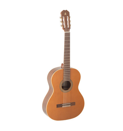 GUITARRA CLÁSICA ADMIRA GRANADA ELECTRIFICADA FISHMAN SERIE CONSERVATORIO