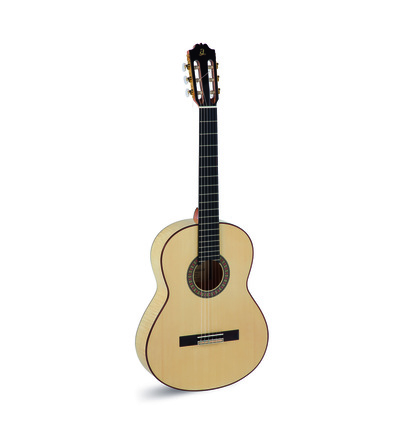 GUITARRA CLÁSICA ADMIRA F4 ELECTRIFICADA SERIE FLAMENCO ARTESANÍA